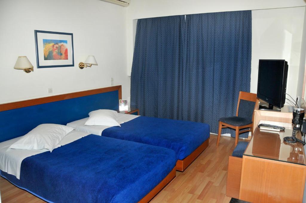 Hotel Elena Lamía Oda fotoğraf