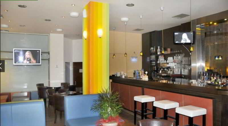 Hotel Elena Lamía Dış mekan fotoğraf